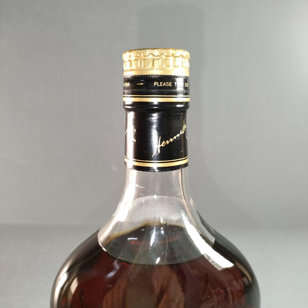 NANA/A1335-7/Hennesy/