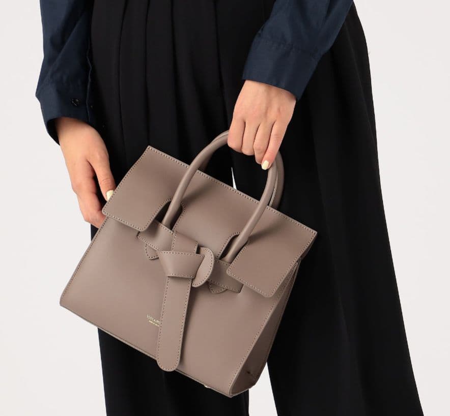 【美品】ヴィオラドーロ ハンドバッグ ベージュ TRERO / V-1514