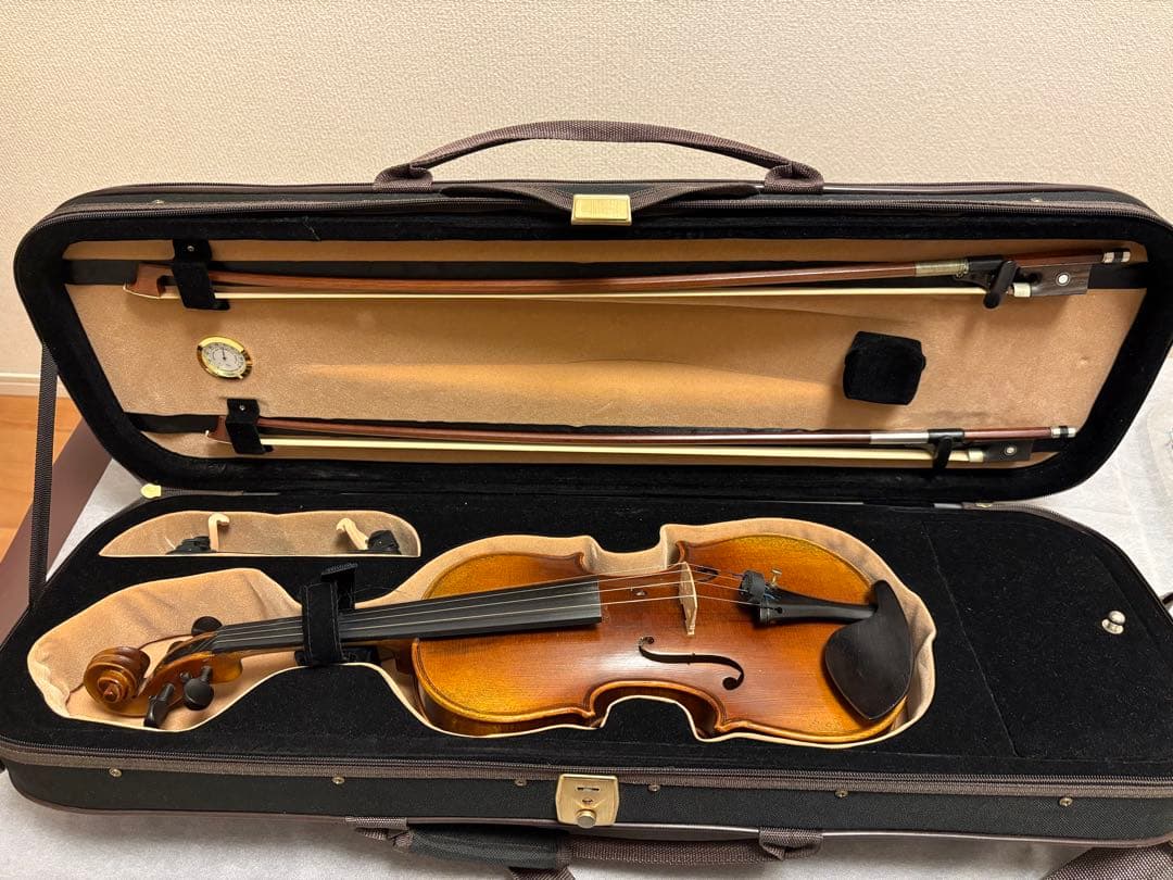 バイオリン 1/2サイズ 初心者セット 弓2本・肩当て・チューナー・予備弦・教本