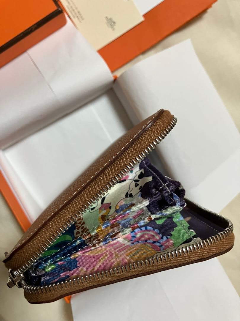 未使用 エルメス シルクインコンパクト