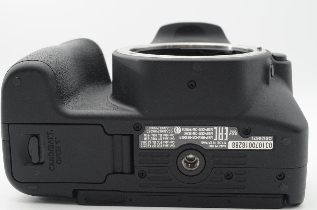 ◆新品級⑦◆年末SALE中◆ Canon EOS Kiss x9 ダブルレンズ