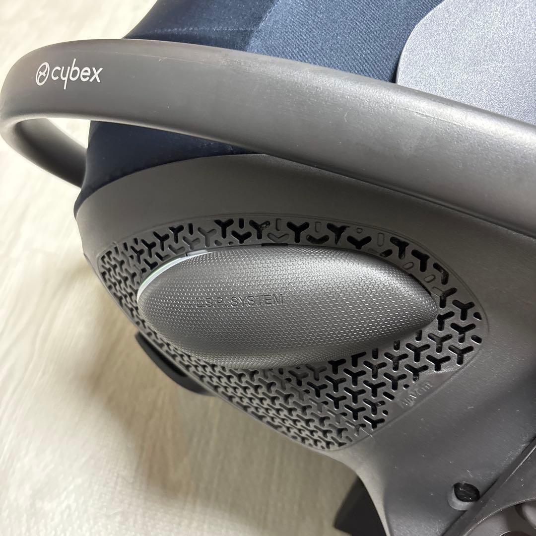 cybex ネイビー チャイルドシート