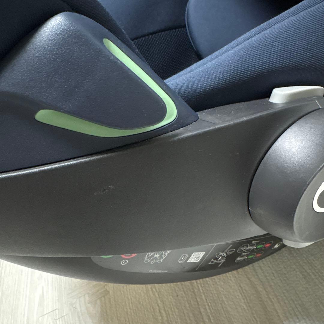 cybex ネイビー チャイルドシート