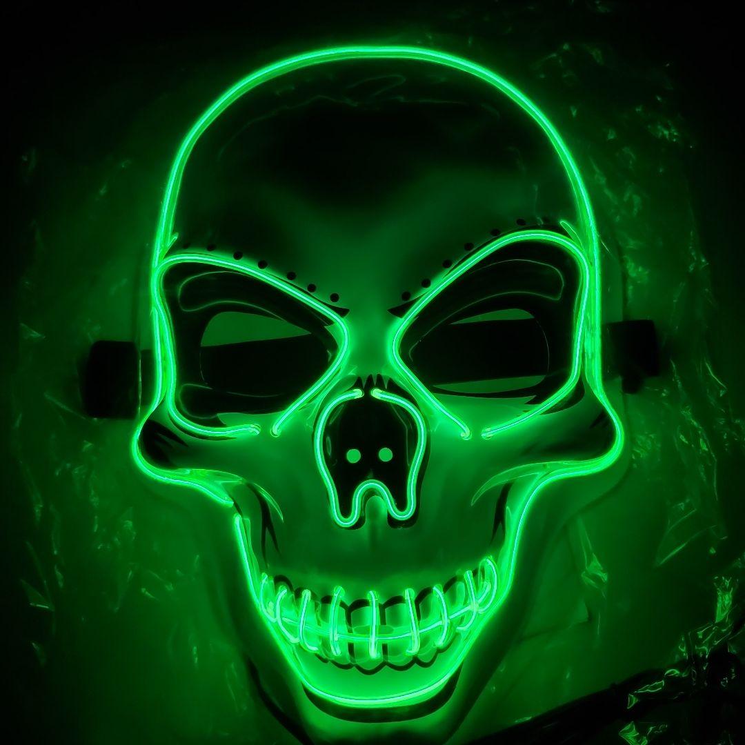 【LED】スカルマスク！全8種類 ボタンを押すだけで３段階に発光致します！