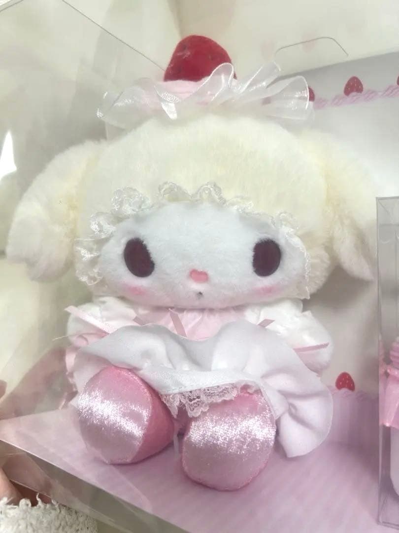 サンリオ いちごホイップケーキ マスコット マイメロ　ぬいぐるみ
