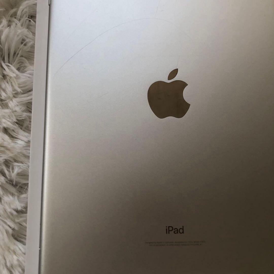 【年始割】iPad 第5世代 32GB SIMフリー 【早い者勝ち】