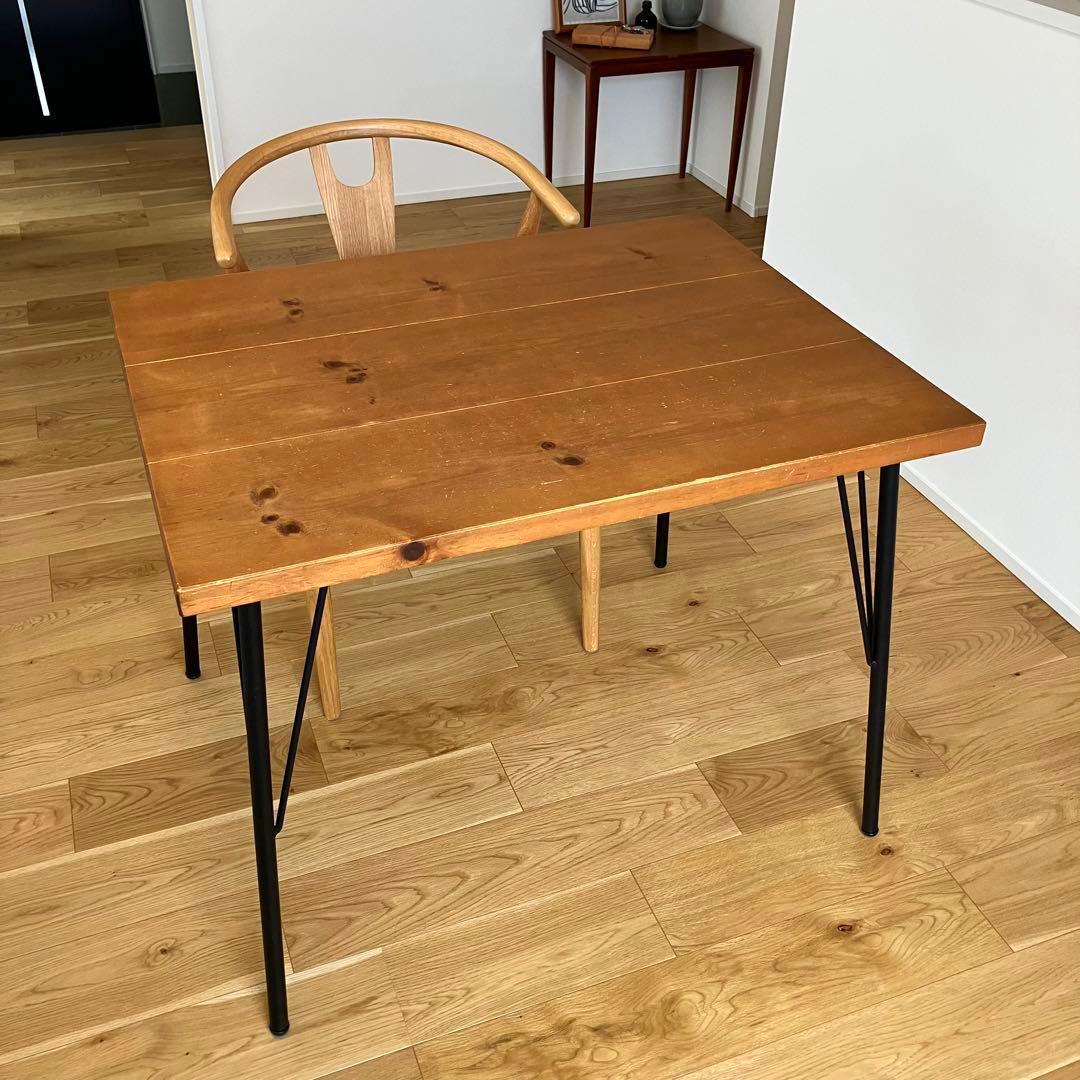 無垢材ダイニングテーブル　アイアン脚◎