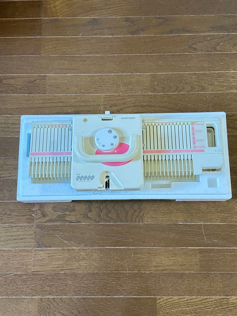 【新品】シルバー　あみむめも LK100 ニット編み機　手編み　手芸