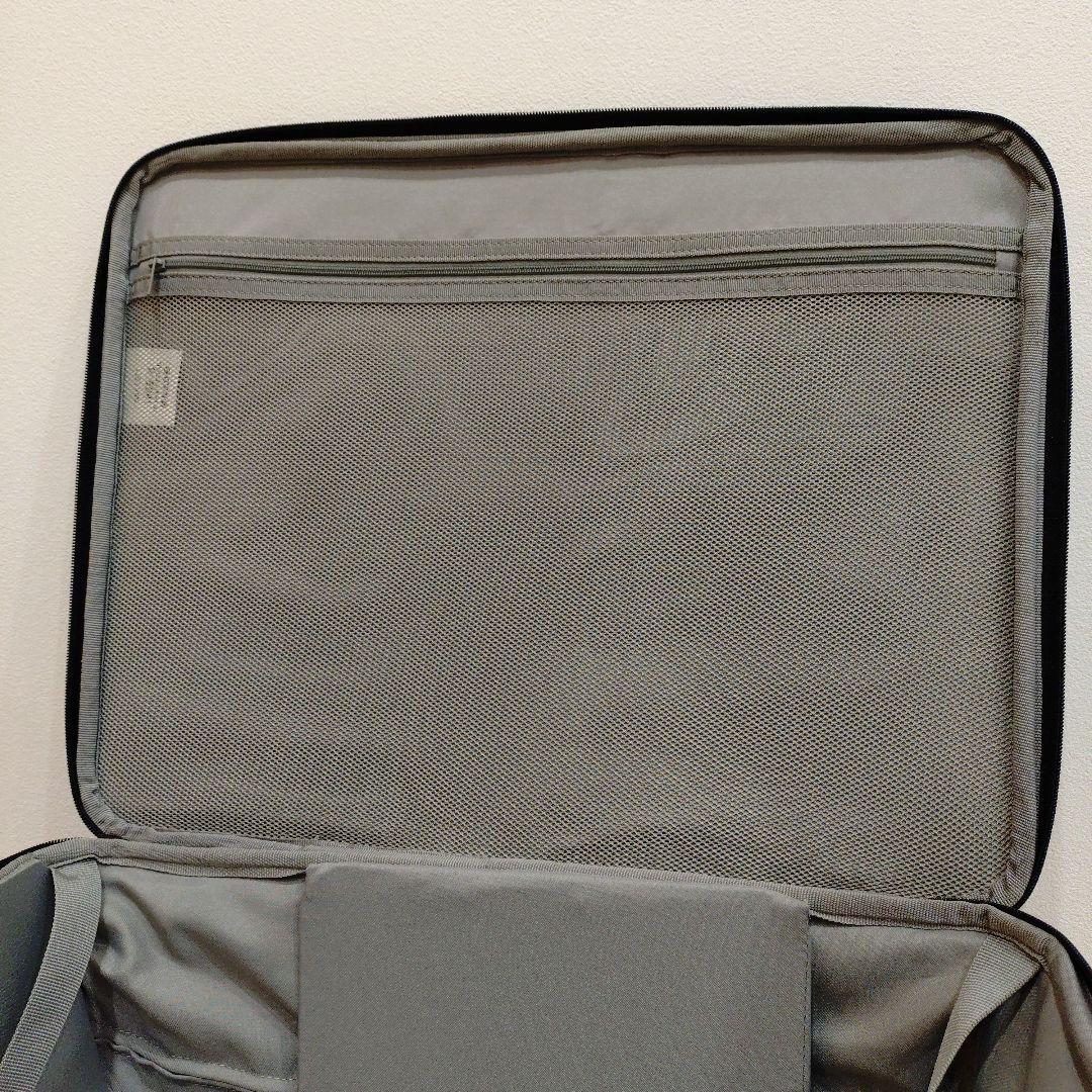 【廃盤・美品】無印良品 半分の厚みで収納できるソフトキャリーケース (S)