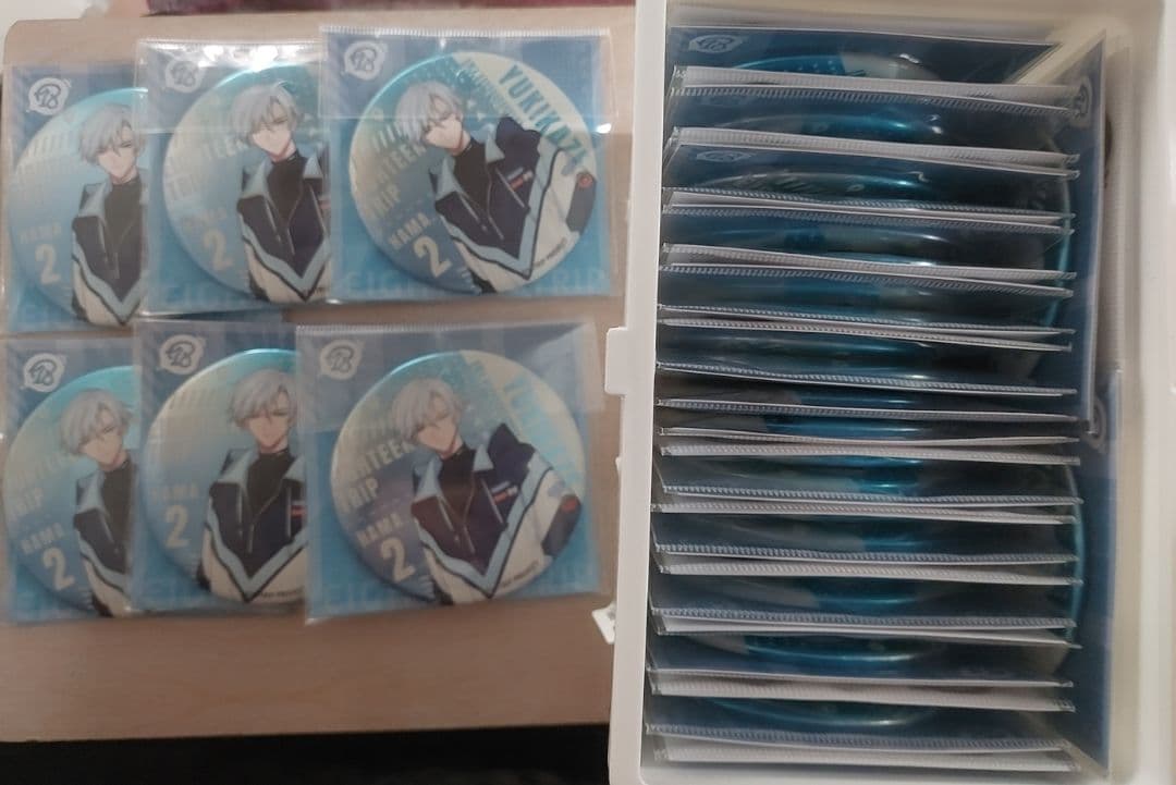 18TRIP エイトリ 神名雪風 BIGホロ缶バッジ