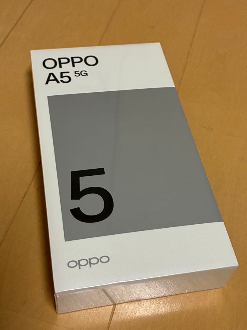 ひま　OPPO A5 5G 4GB/128GB ホワイト、グリーン　２台