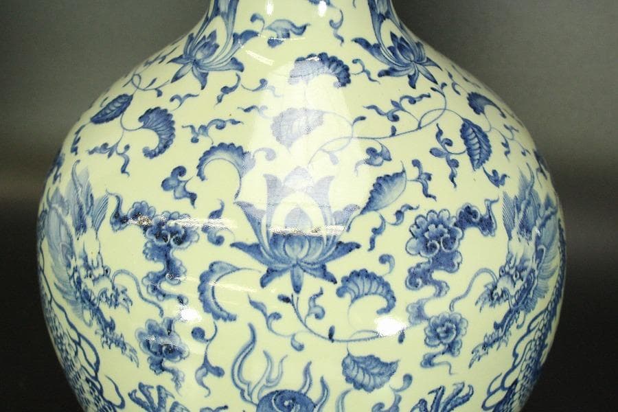 中国美術 青花 纏枝蓮花龍紋 瓶 高44cm(A365)