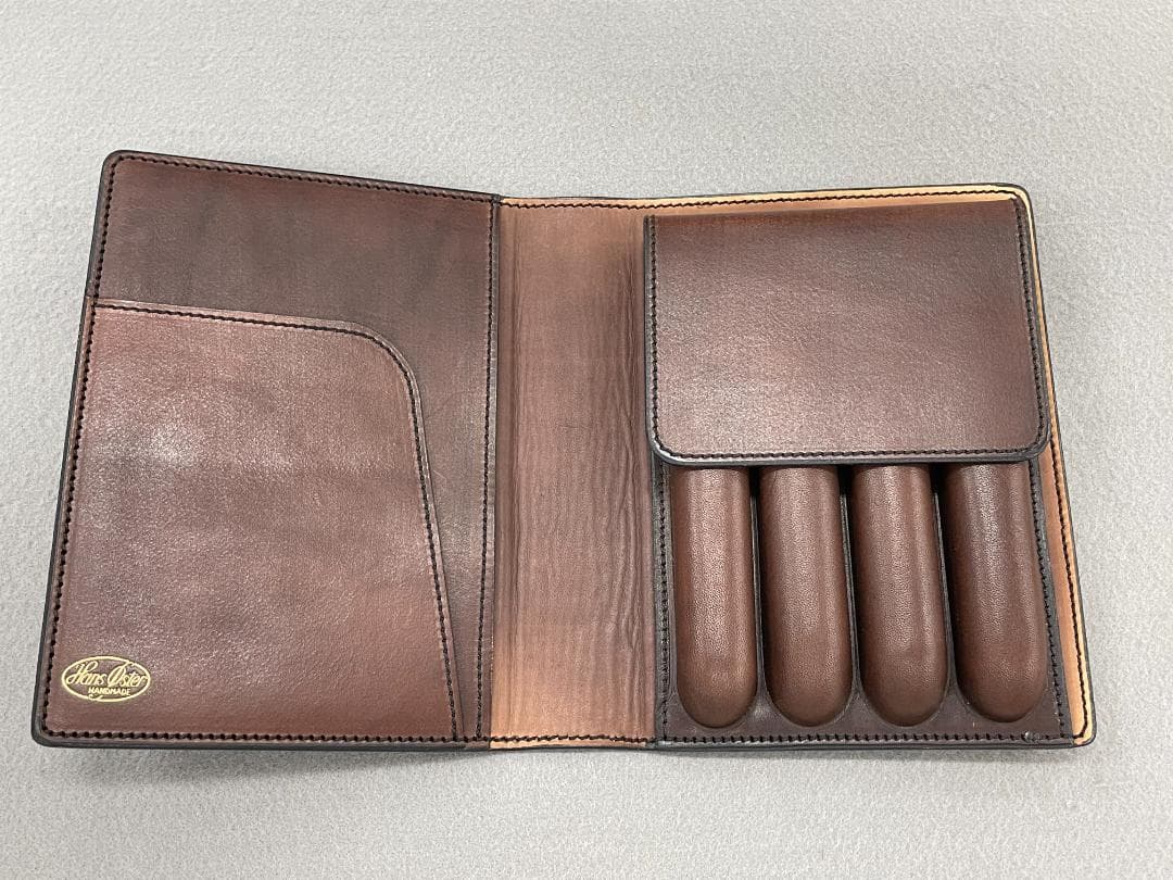 Hans Oster ハンス・オスター ペンケース でべそモデル 4本用