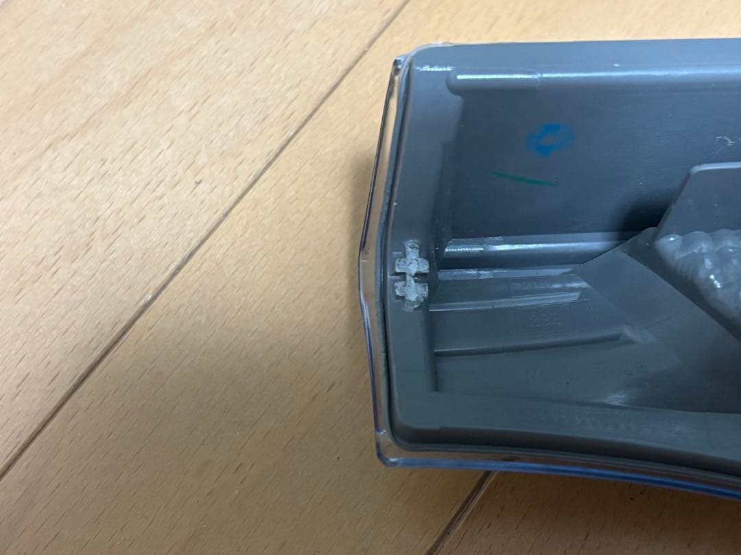 エスティマハイブリッドAHR20テールランプセット かなり薄いブルータイプ