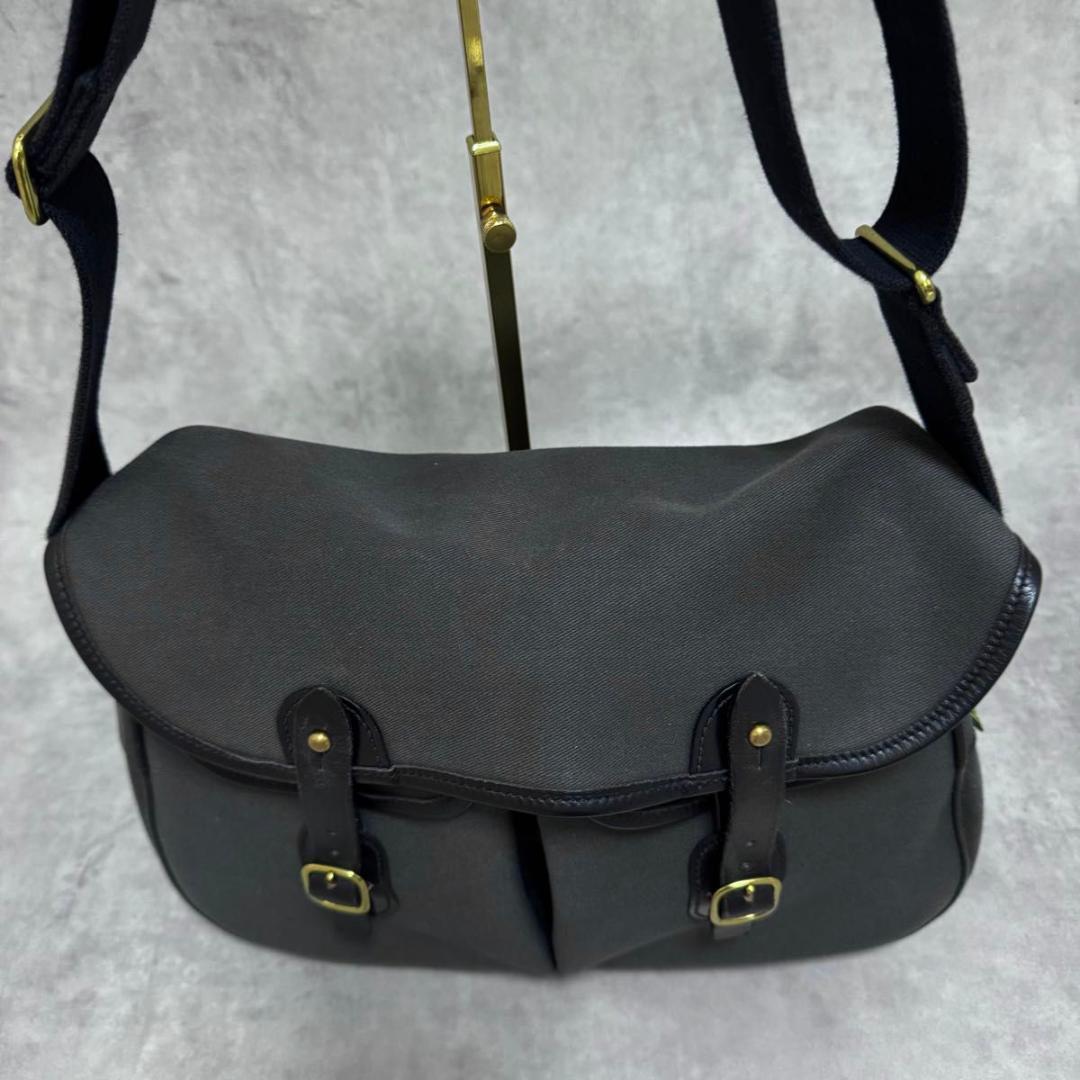 arata Brady アリエルトラウト スモール チャコール ショルダー