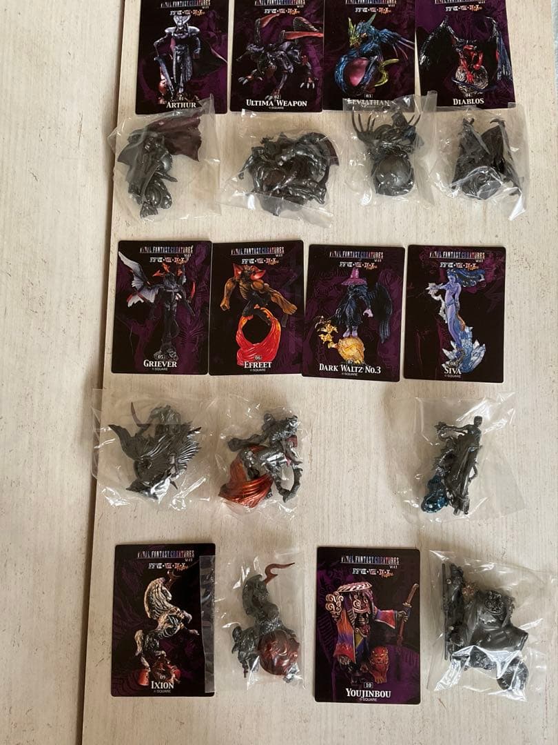 FF クリーチャーズ　フィギュア　メタリックバージョン9個セット