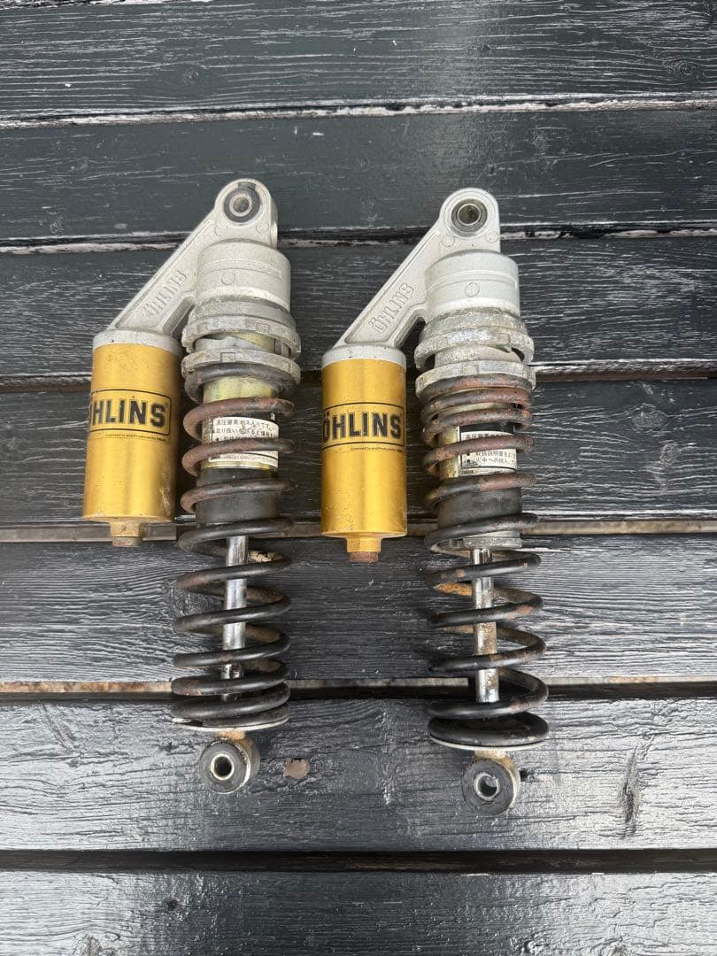 ÖHLINS サスペンション