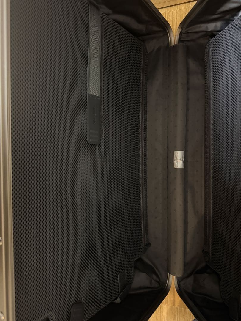 正規品　RIMOWA リモワ　オリジナル チェックインL チタニウムスーツケース