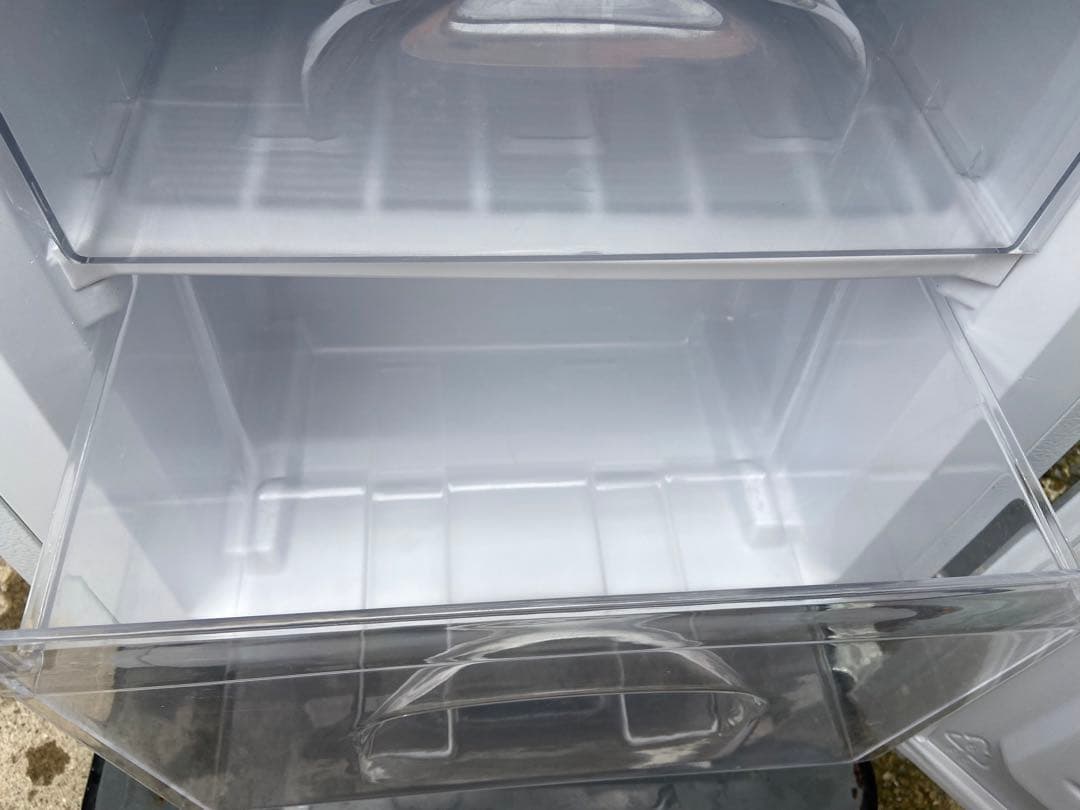 N511ニトリグラシア 106L 冷凍冷蔵庫 ホワイト