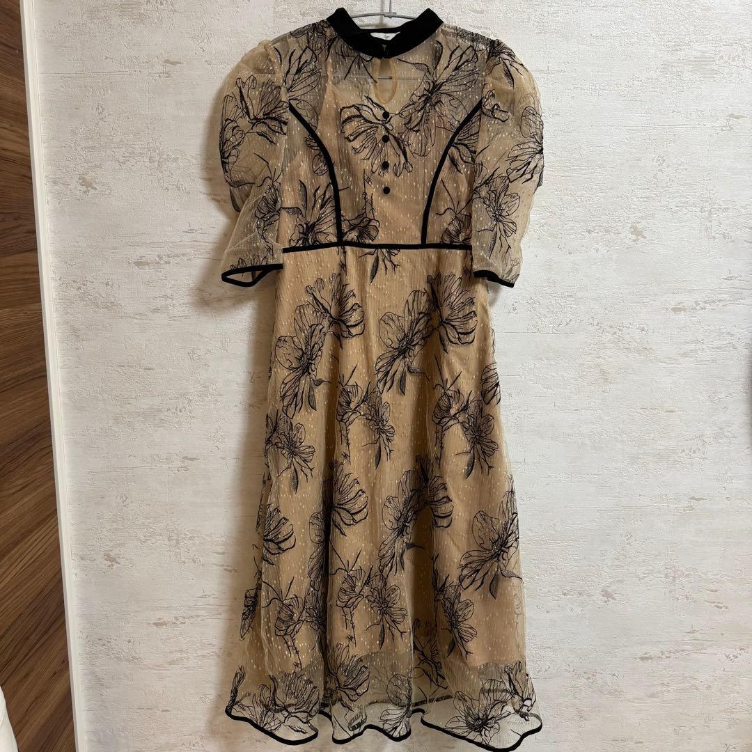 Leja 配色パイピングプチハイネック花柄刺繍ラメレースロング丈ドレスワンピース