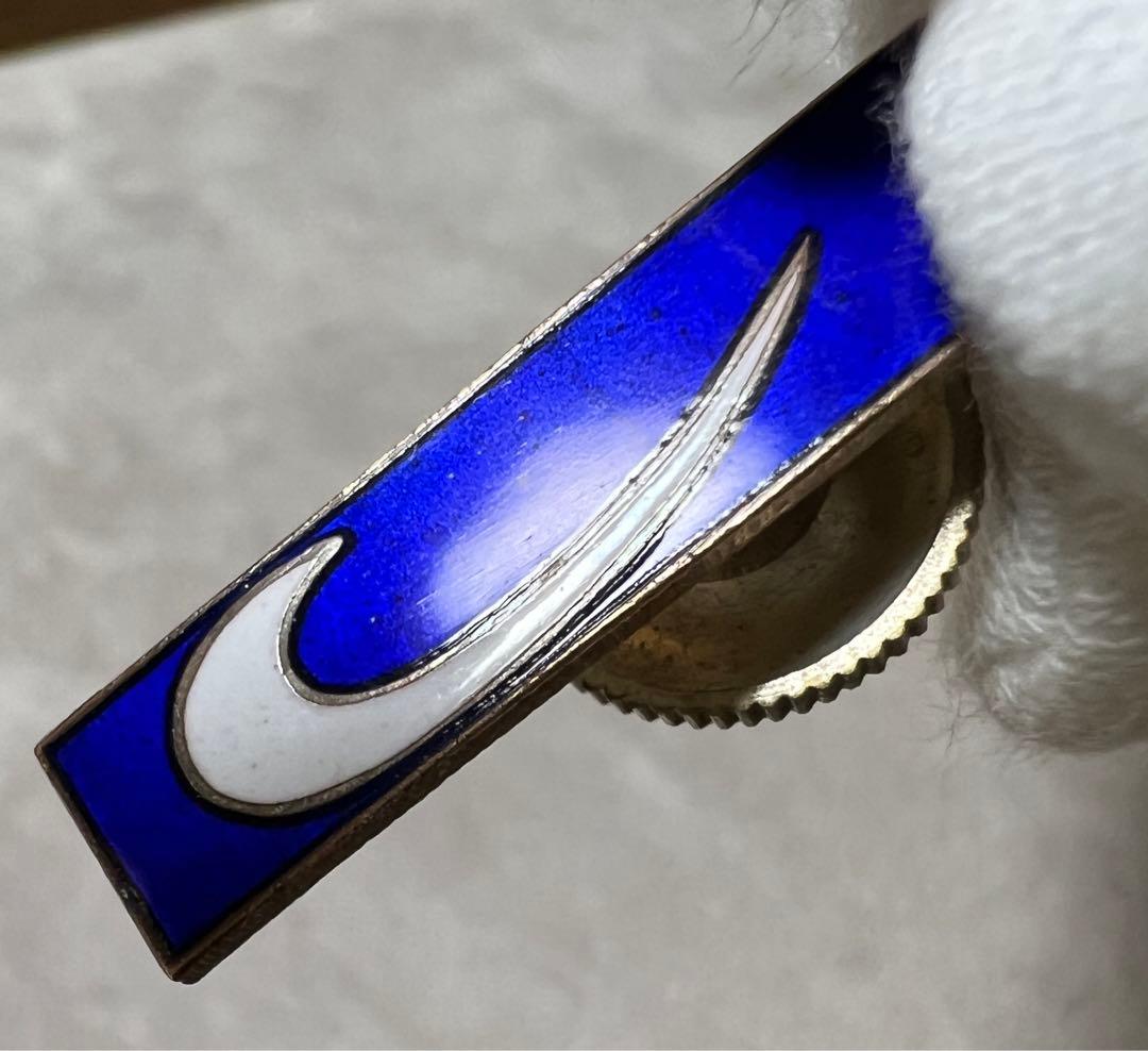 セミアンティークNo.062 ナイキ?の古い社章