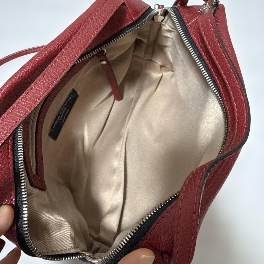 ジャンニキアリーニ　アリファM 赤