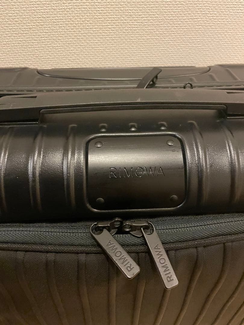 RIMOWA リモワ　スーツケース　キャビン　約33L 機内持ち込み可