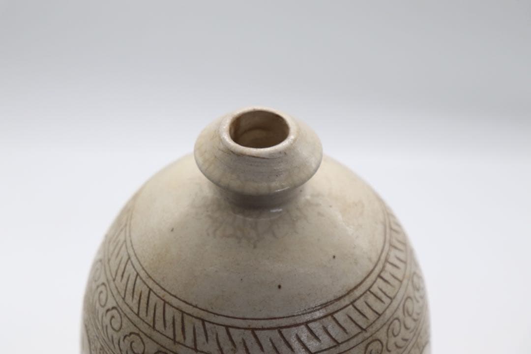 中国　磁州窯　人物紋瓶　送料込み0725