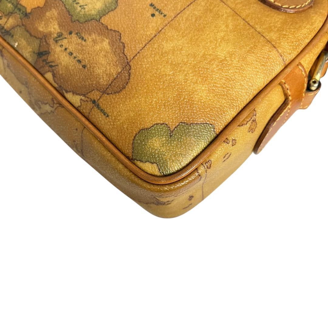 プリマクラッセ　ショルダーバッグ　世界地図柄　レザー　斜め掛け