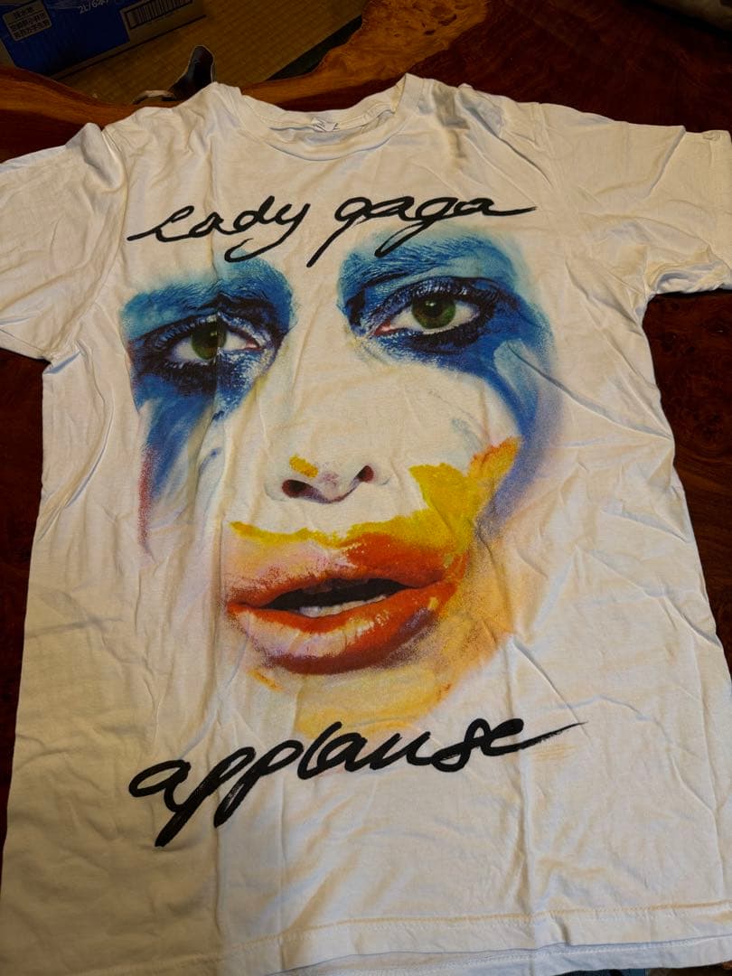レディガガ白グラフィックTシャツサイズ表記L2010年コピーライト入り