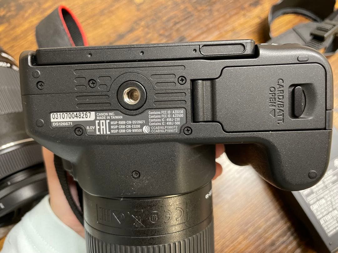 Canon EOS kiss x9 ダブルズームキット