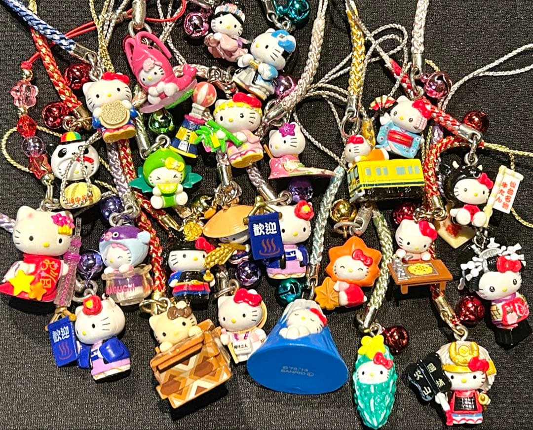 ハローキティ ご当地キティ　根付け　ストラップ　まとめ売り　限定　廃盤品　北海道