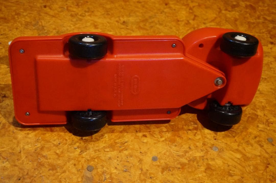 リトルタイクス　消防車