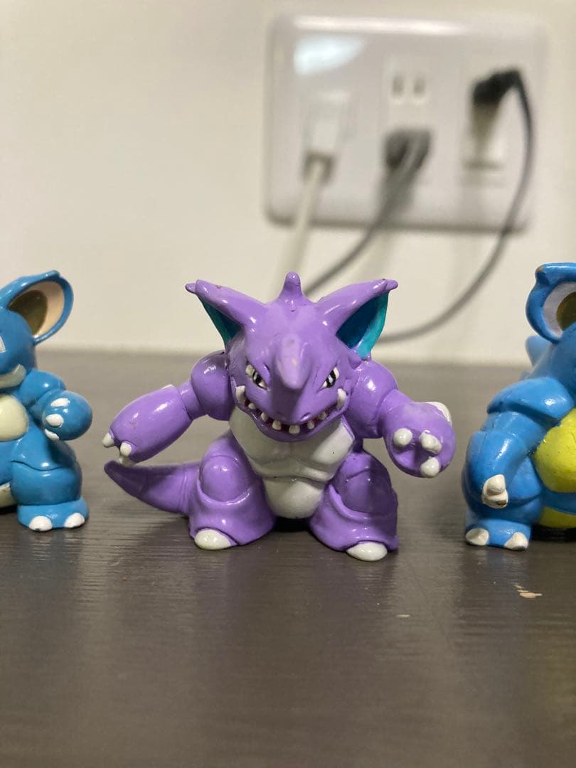 ポケモン フィギュア ニドリーノ ニドキング