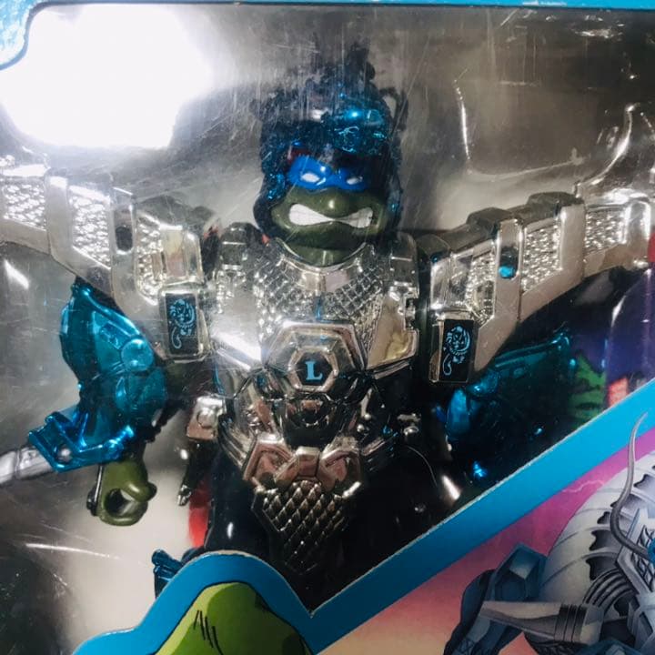 ミュータントタートルズ　輝光（メタル）タートルズ