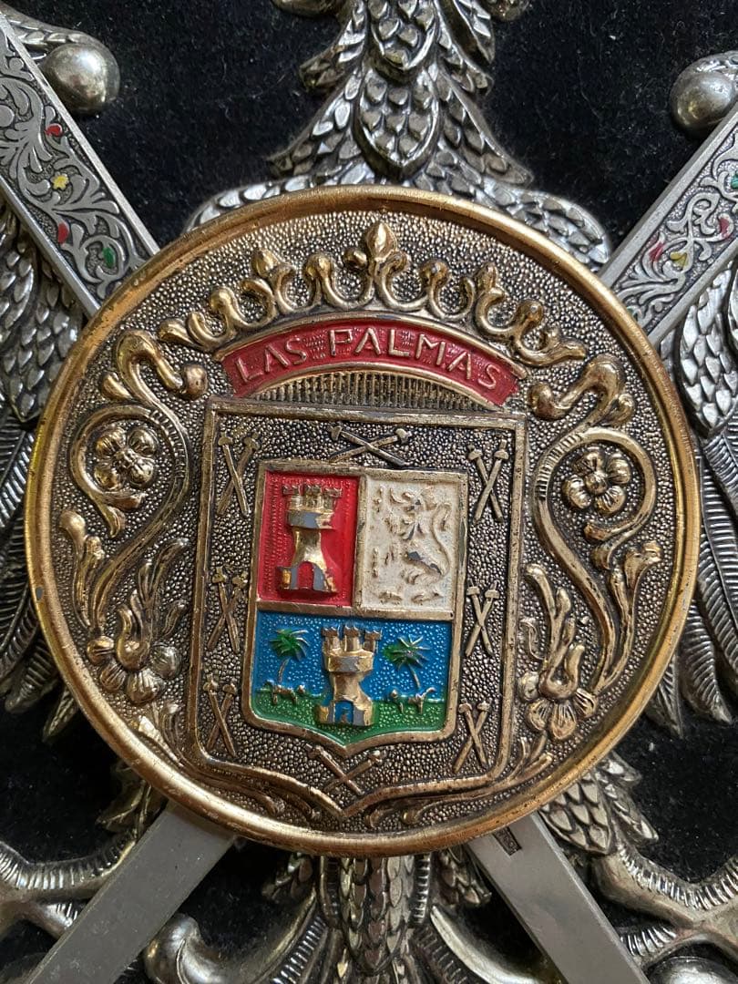 希少ヴィンテージ古道具骨董品　壁飾り　ヨーロッパ　イギリス　アメリカ　盾　剣　鷹