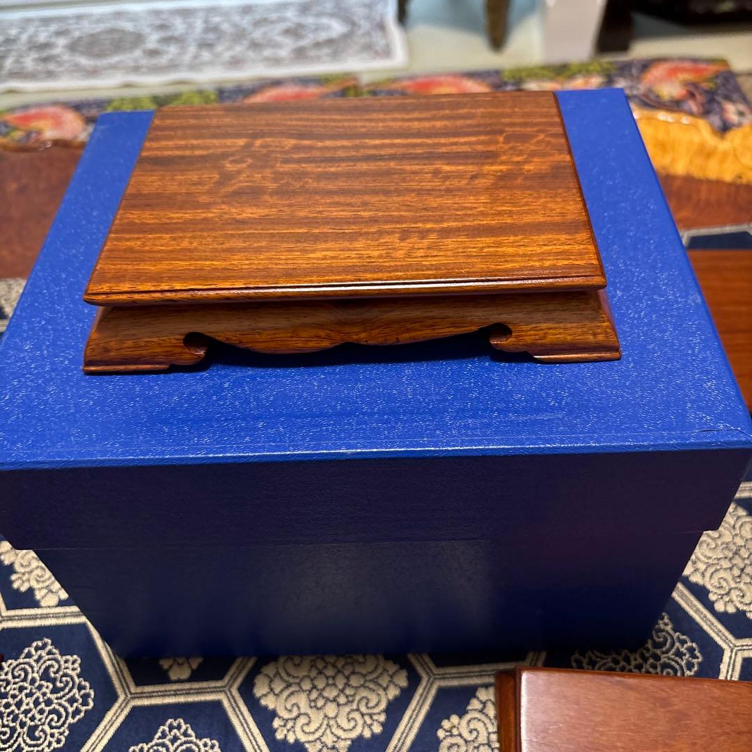 台座四点青い箱付き