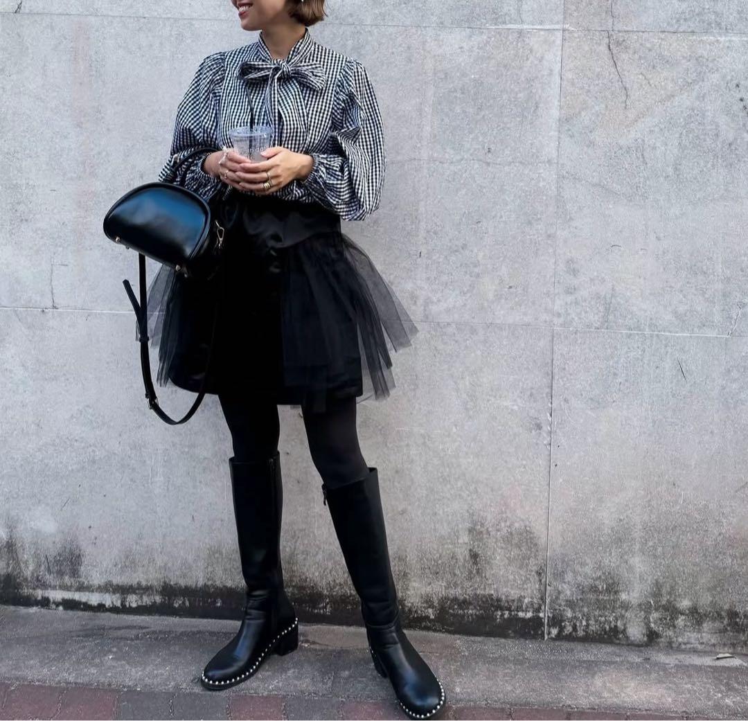 アキロンコラボチュールショートパンツ