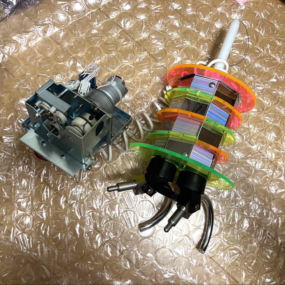 クレーンゲーム　カプリチオリフト　W アームユニット UFOキャッチャー