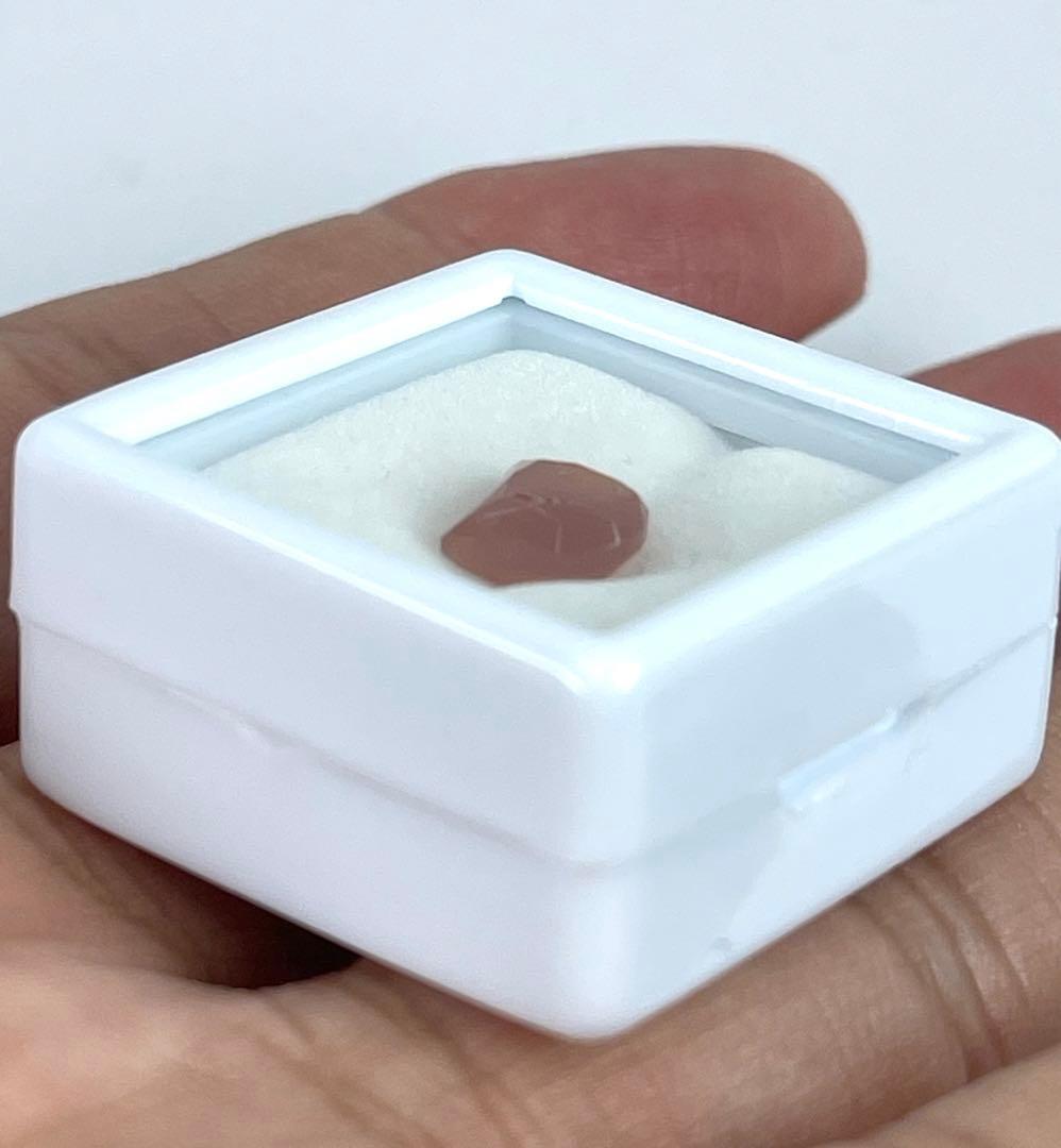 宝石ルース　 『可愛いネコちゃんカット！』希少なオレンジアゲート1.49カラット