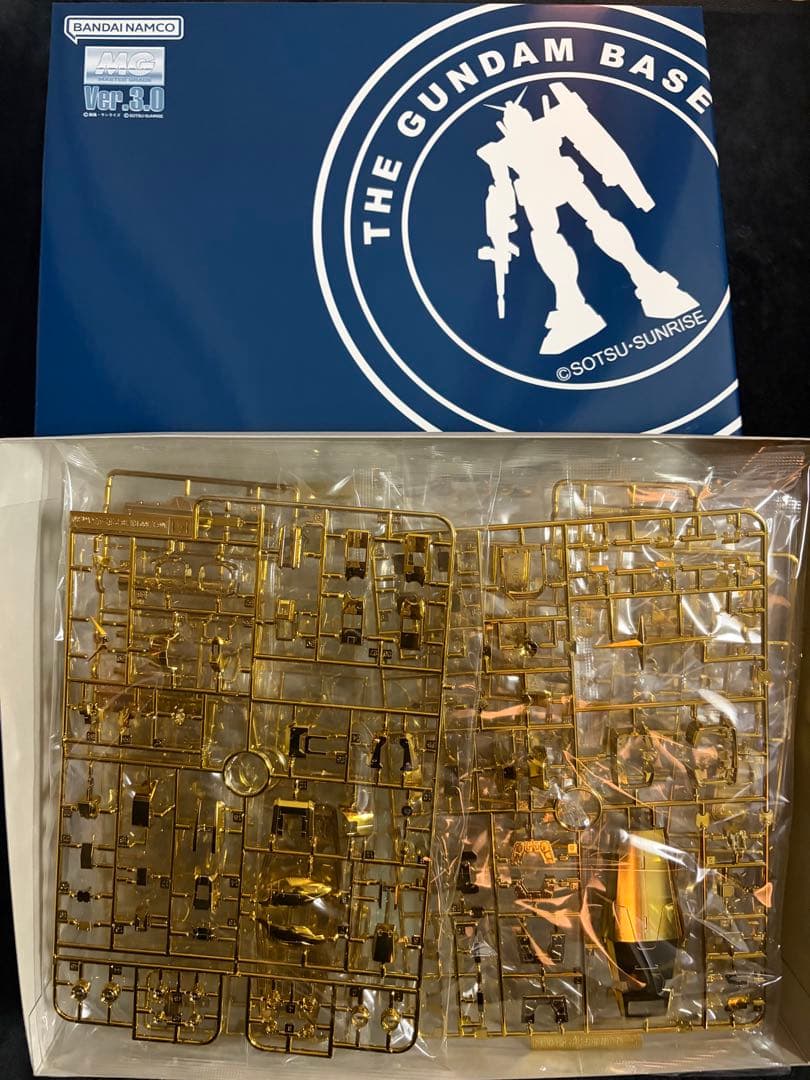 PG 1/60 RX-０ ユニコーンガンダム３号機 フェネクス