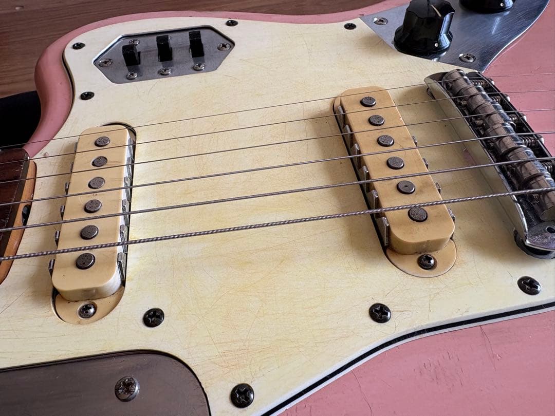 Fender Japan JG66 jaguar ピンク　ラッカー塗装　レリック