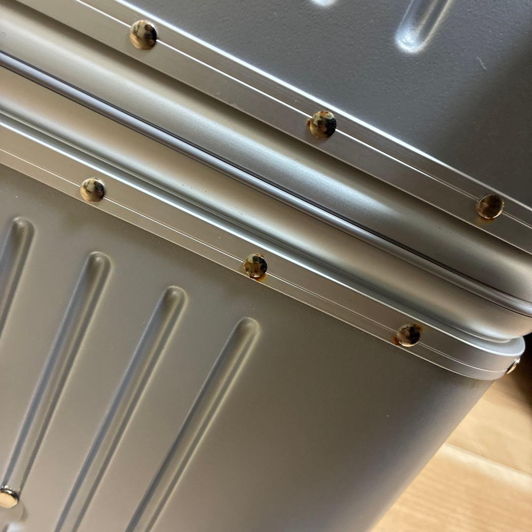 【未使用品】スーツケース　アルミフレーム　８５Ｌ