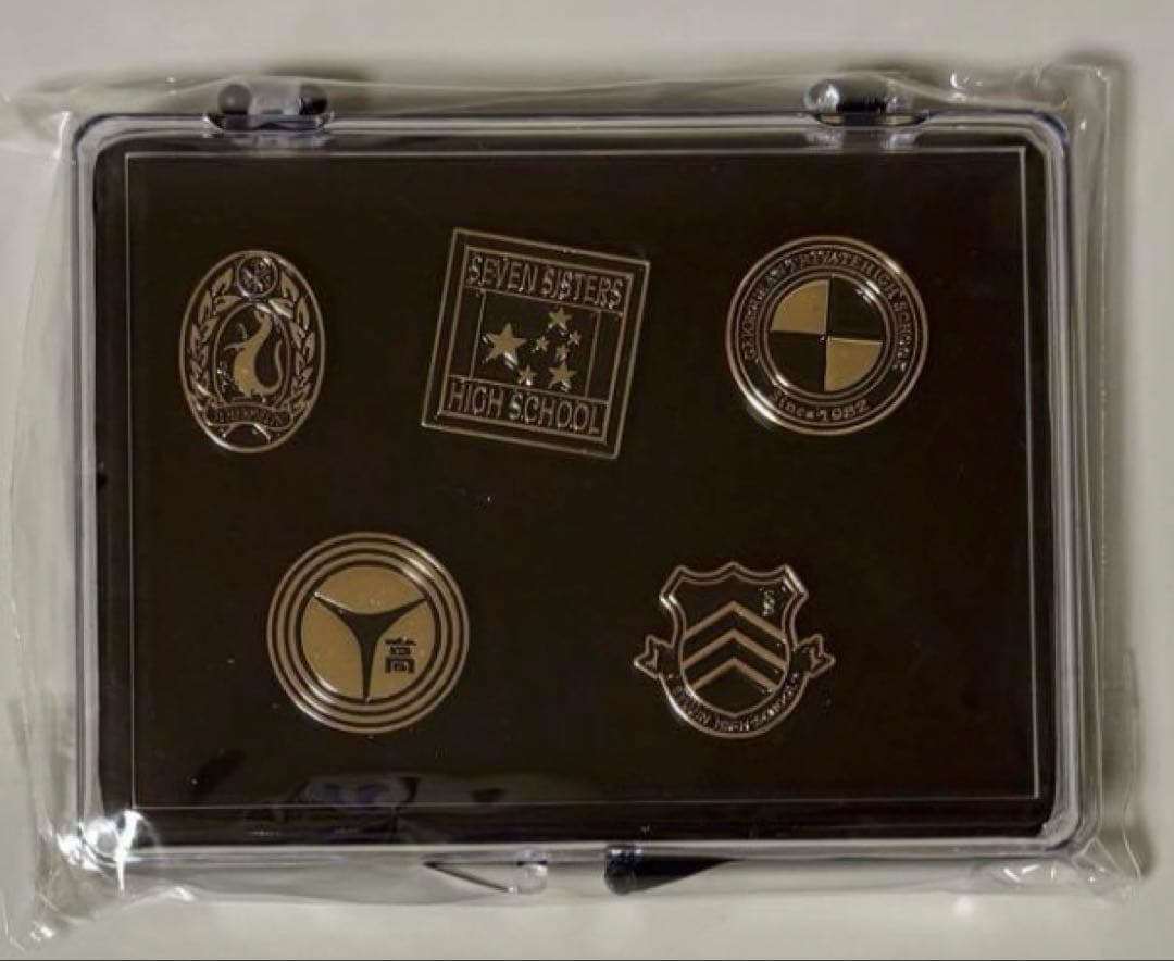 ペルソナ 25周年 校章 ピンバッジ