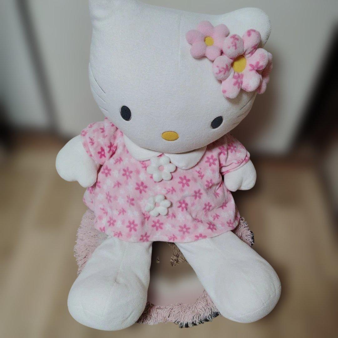 hello Kitty 150 CM ハローキティ ぬいぐるみ 大きめ 花柄