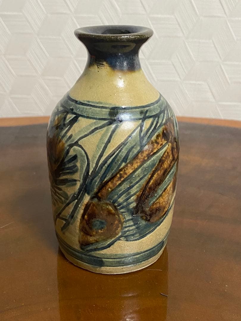 金城次郎　壺屋焼　海老魚文徳利　木箱共箱　 酒器　沖縄　人間国宝