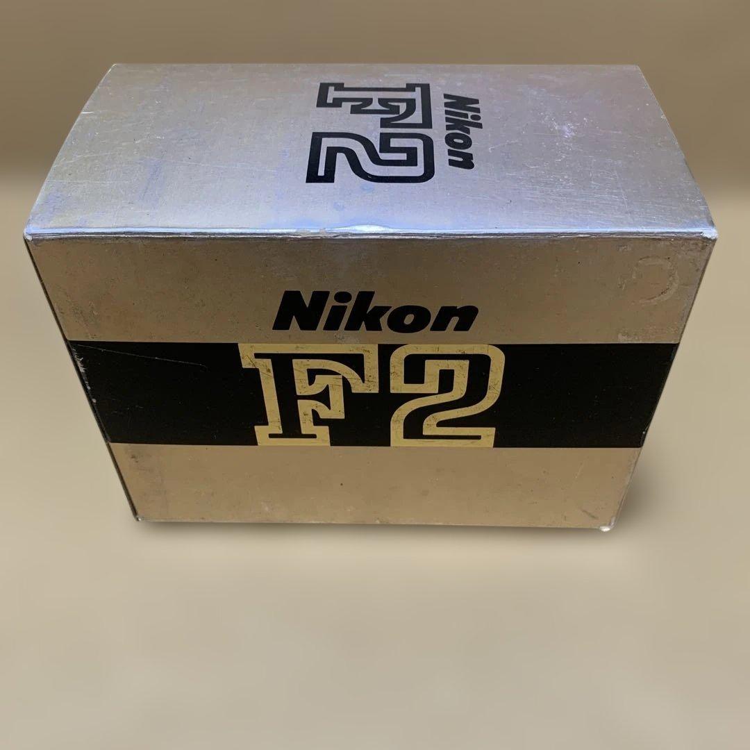 【希少カメラ】　Nikon F2チタン ボディ （Titan ネーム入り）元箱