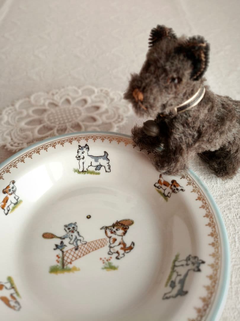 * vintage teria ♡ * シックでかわいい 革ベルトの テリアさん