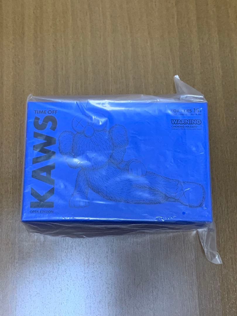 【正規店購入】　KAWS TIME OFF カウズ medicom toy