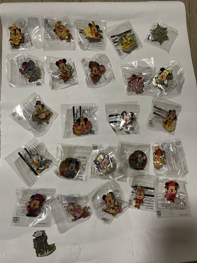 【希少】ディズニー　TDR TDL TDS　ピンバッジ　90点セット まとめ売り